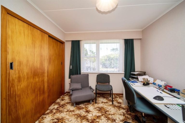 Photo of property in 9 Ropata Street, Hawera, 4610