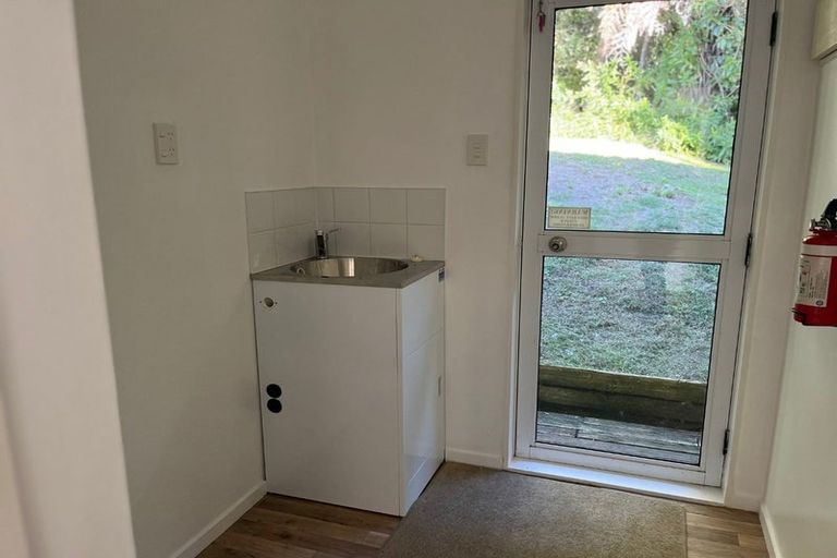 Photo of property in 57 Gatman Street, Birkdale, Auckland, 0626