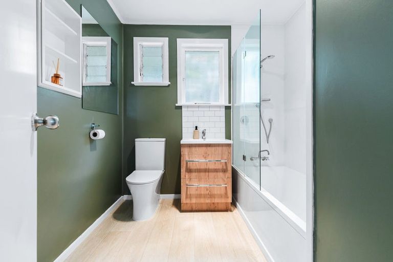 Photo of property in 23 Tawa Street, Hilltop, Taupo, 3330