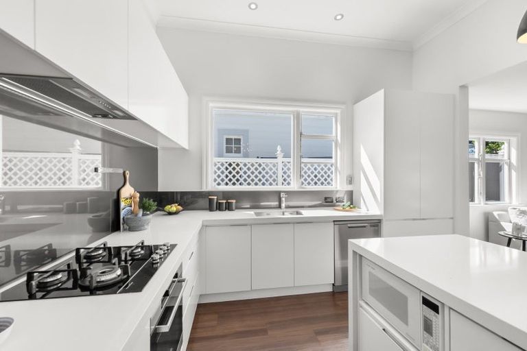 Photo of property in 16 Buick Street, Petone, Lower Hutt, 5012