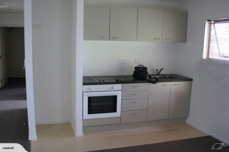 Photo of property in 2/83 Portage Road, New Lynn, Auckland, 0600