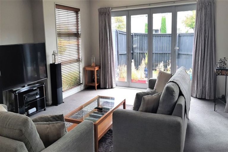 Photo of property in 2 Millpark Place, Northwood, Christchurch, 8051