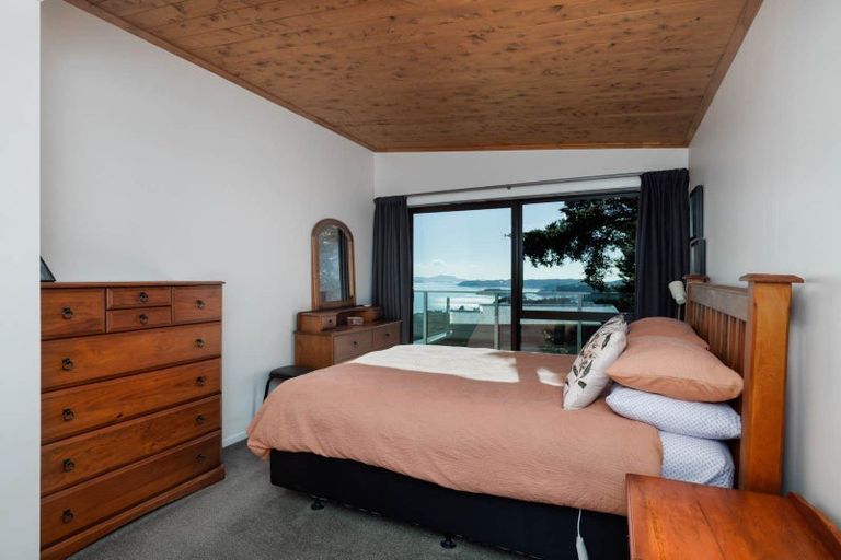 Photo of property in 2 Arabella Road, Opua, 0200