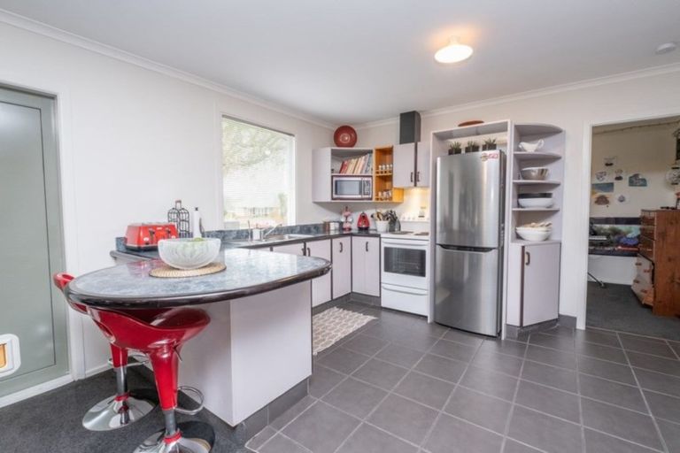 Photo of property in 22 Craig Street, Stratford, 4332