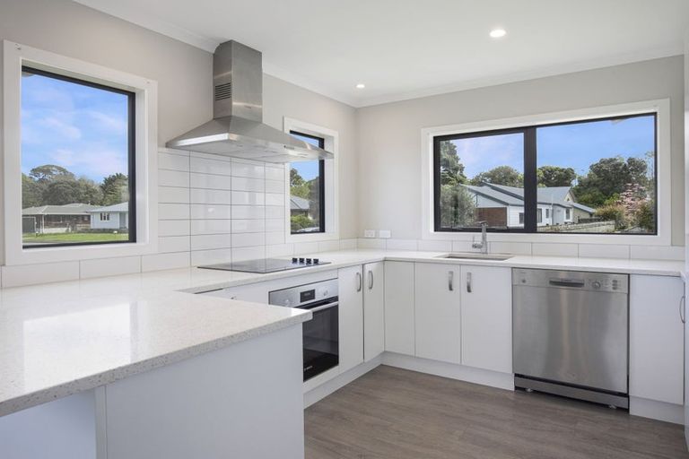 Photo of property in 2 Kingi Te Ahoaho Place, Otaki, 5512