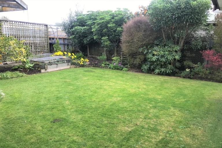 Photo of property in 27 Coventry Avenue, Tamatea, Napier, 4112