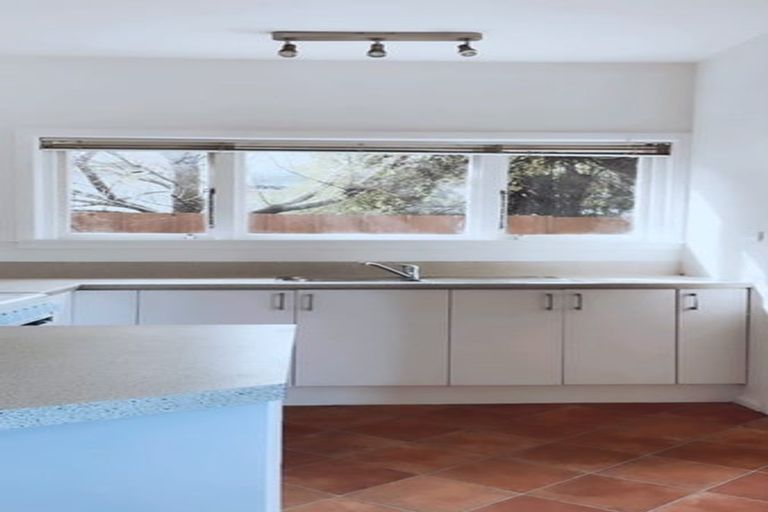 Photo of property in 102 Malcolm Avenue, Beckenham, Christchurch, 8023