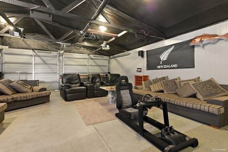 Photo of property in 86 Hull Road, Waiuku, 2682