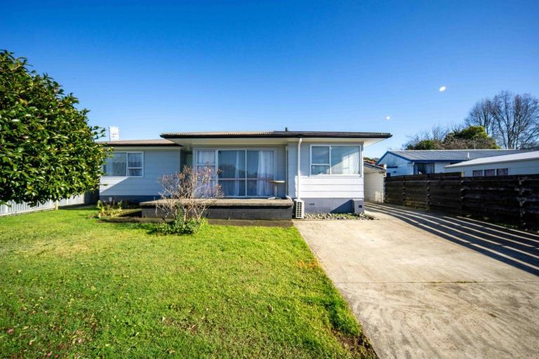 Photo of property in 36 Karen Crescent, Dinsdale, Hamilton, 3204