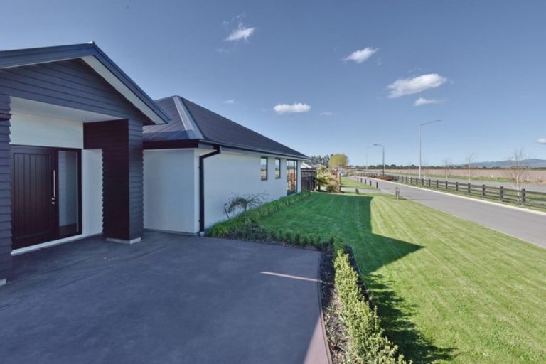 Photo of property in 19 Goldrush Lane, Rolleston, 7614