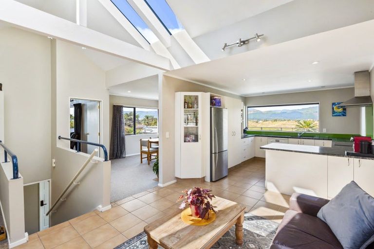 Photo of property in 55a Golf Road, Paraparaumu Beach, Paraparaumu, 5032