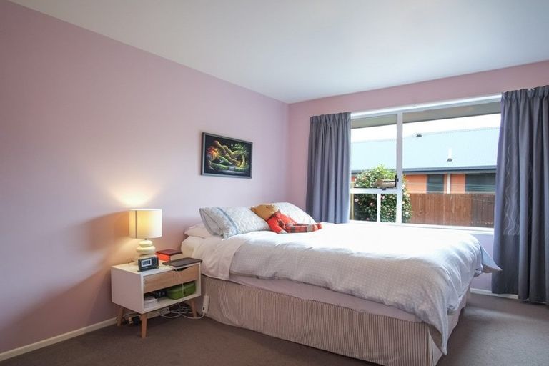 Photo of property in 27 Johns Road, Belfast, Christchurch, 8051