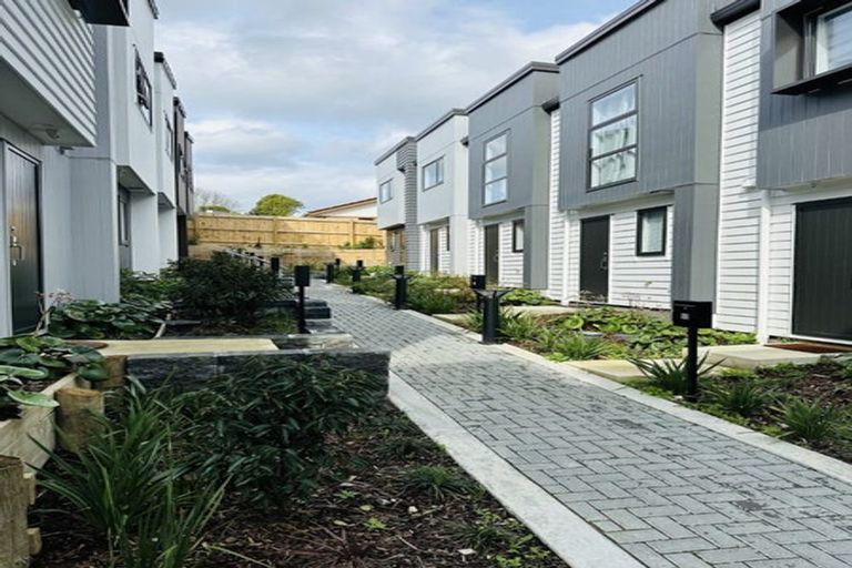 Photo of property in 56 Raupeti Lane, Henderson, 0612