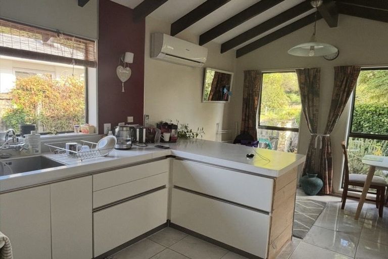 Photo of property in 1/25 Sumnervale Drive, Sumner, Christchurch, 8081