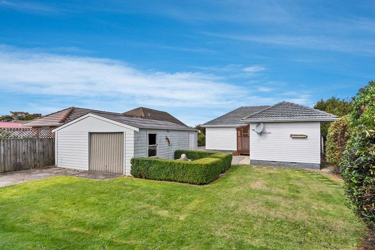 Photo of property in 39 Charlcott Street, Burnside, Christchurch, 8053