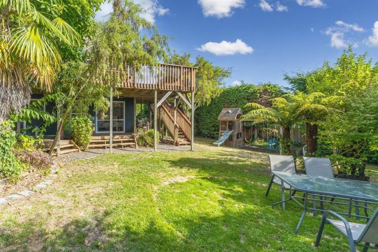 Photo of property in 9 Waihora Street, Taupo, 3330
