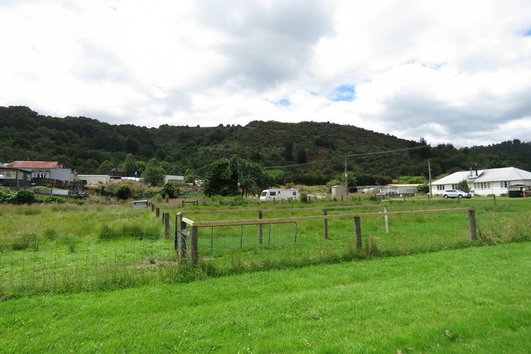 Photo of property in 7 Herald Street, Reefton, 7830