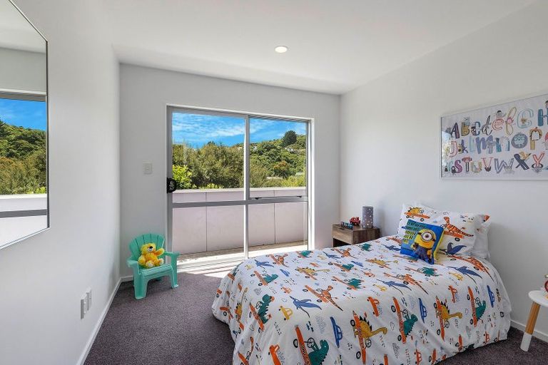 Photo of property in 6 Cromarty Place, Papakowhai, Porirua, 5024