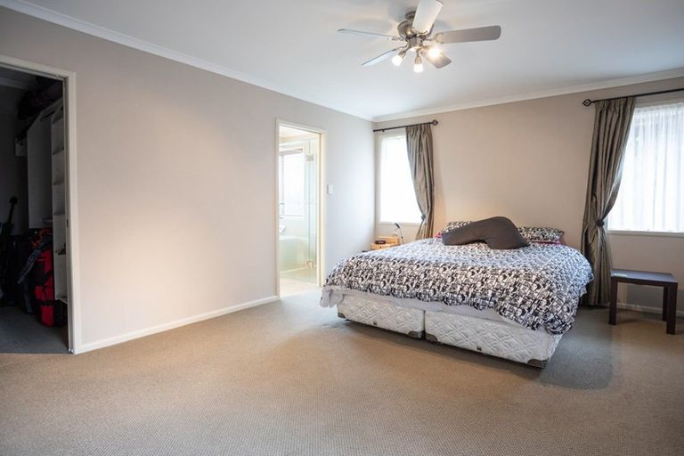 Photo of property in 7 Rothesay Place, Highbury, Palmerston North, 4412