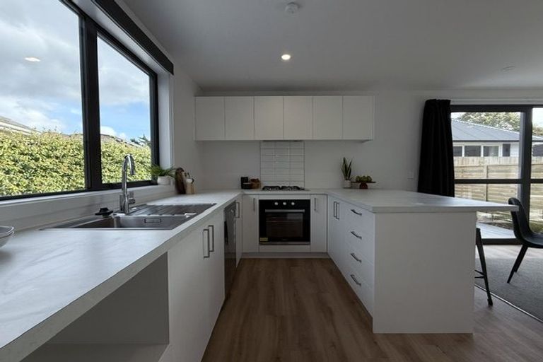 Photo of property in 4b Bathurst Street, Silverstream, Upper Hutt, 5019
