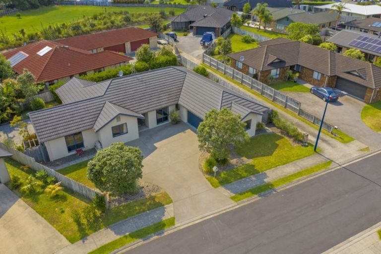 Photo of property in 5 Heritage Close, Whitianga, 3510