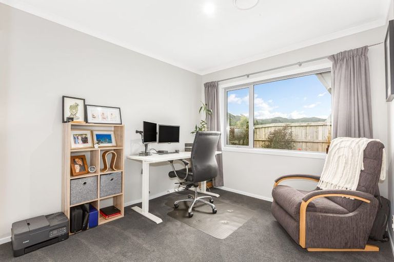 Photo of property in 8 Peter Tapp Way, Wainuiomata, Lower Hutt, 5014