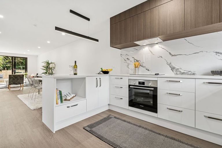 Photo of property in 6/14 Freyberg Place, Howick, Auckland, 2014