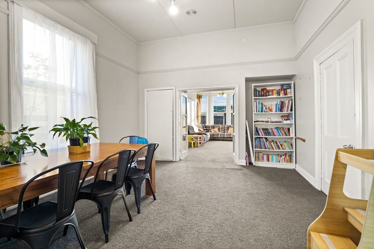 Photo of property in 43 Plunket Street, Saint Kilda, Dunedin, 9012