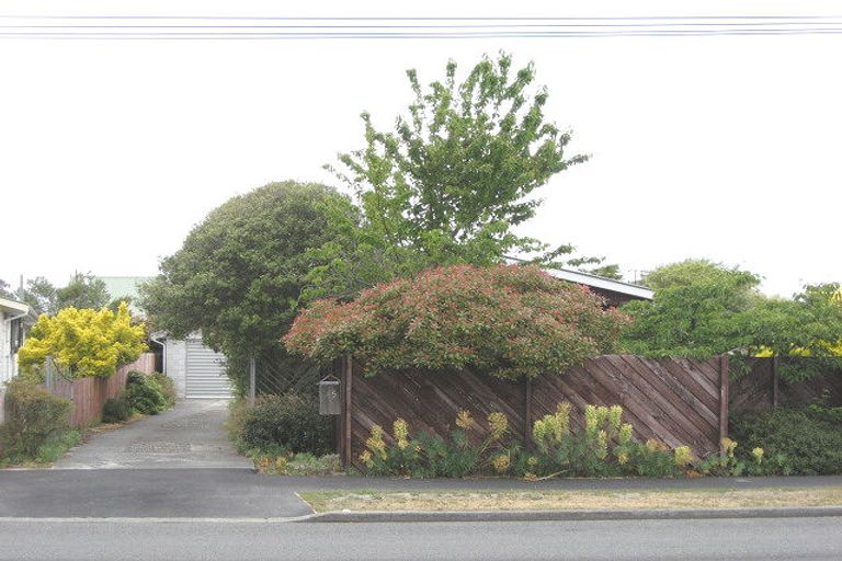 Photo of property in 45 Inwoods Road, Parklands, Christchurch, 8083