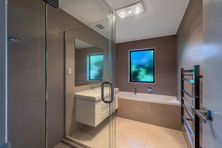 Photo of property in 54 Castellina Drive, Karaka, Papakura, 2113