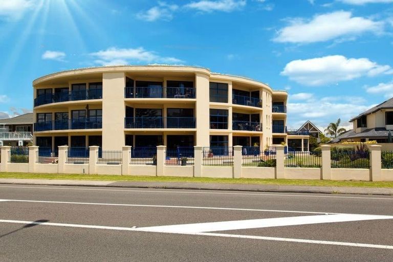 Photo of property in 232e Hibiscus Coast Highway, Orewa, 0931