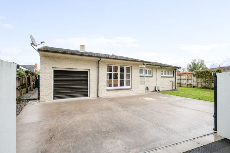 Photo of property in 5 Banbury Crescent, Fairfield, Hamilton, 3214