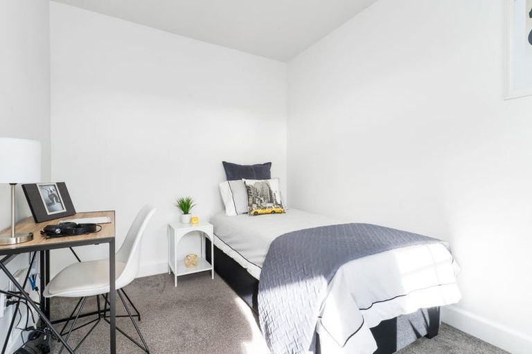 Photo of property in 17 Woodgrove Avenue, North New Brighton, Christchurch, 8083