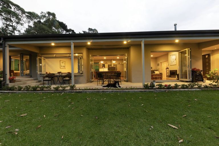 Photo of property in 589 Inland Road, Helensville, 0875