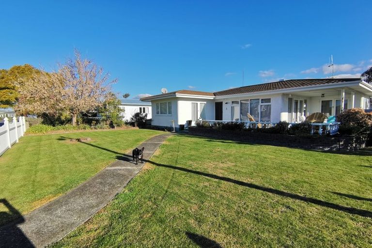 Photo of property in 1 Chester Place, Taradale, Napier, 4112