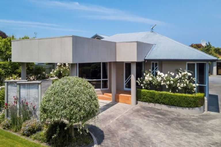 Photo of property in 357 High Street, Hawera, 4610