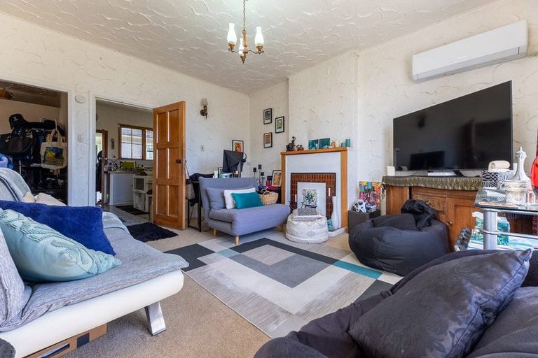 Photo of property in 25 The Esplanade, Raumati South, Paraparaumu, 5032