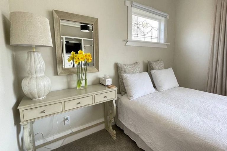 Photo of property in 61 Cashmere Avenue, Khandallah, Wellington, 6035