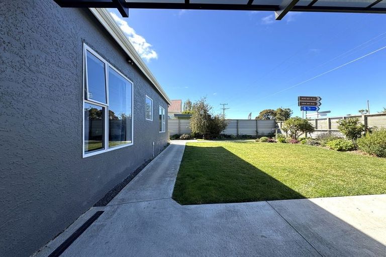 Photo of property in 33 Main Road, Owaka, 9535