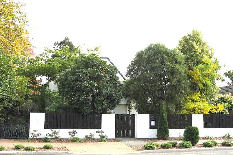 Photo of property in 2/85 Clyde Road, Ilam, Christchurch, 8041