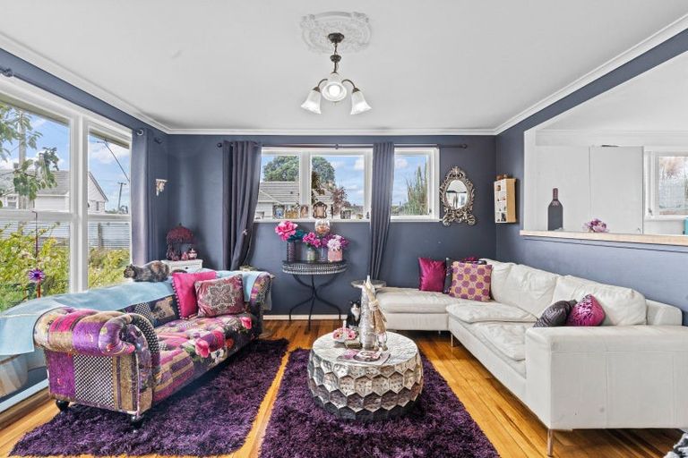 Photo of property in 52 Kowhai Street, Castlecliff, Whanganui, 4501