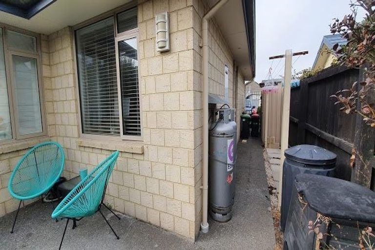 Photo of property in 1b Staffordshire Street, Burwood, Christchurch, 8083