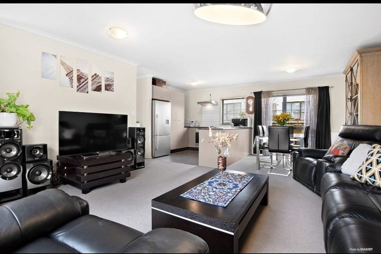 Photo of property in St Claire Village, 44/172 Mcleod Road, Te Atatu South, Auckland, 0610