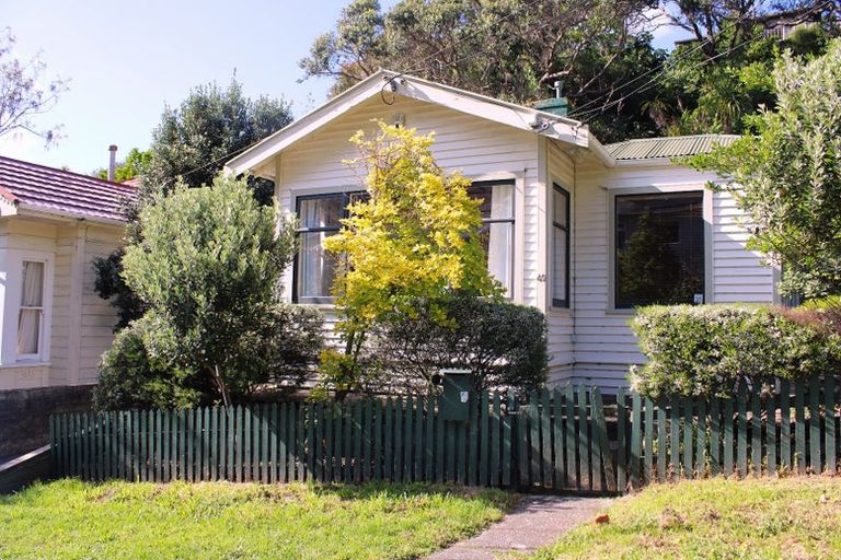 Photo of property in 49 Ribble Street, Island Bay, Wellington, 6023