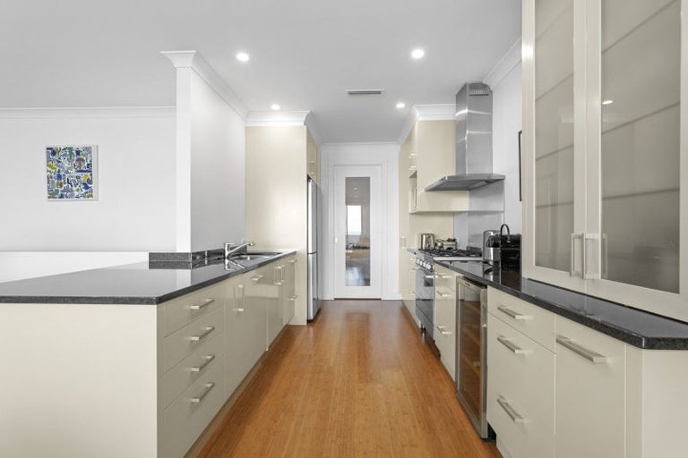 Photo of property in 88 Lake Terrace, Taupo, 3330