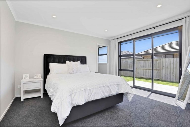 Photo of property in 2 Oderings Place, Huntington, Hamilton, 3210