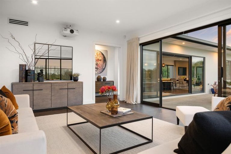 Photo of property in 90 Grace Hill Drive, Dairy Flat, Albany, 0792
