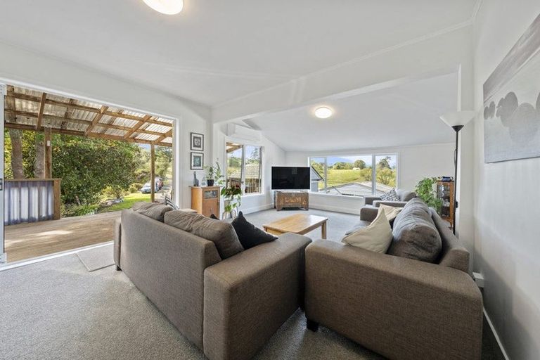 Photo of property in 85 Kaipara Coast Highway, Helensville, Kaukapakapa, 0871