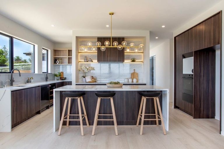 Photo of property in 25 Anehana Place, Stanmore Bay, Whangaparaoa, 0932
