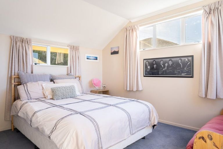 Photo of property in 2 Sandybrow, Churton Park, Wellington, 6037